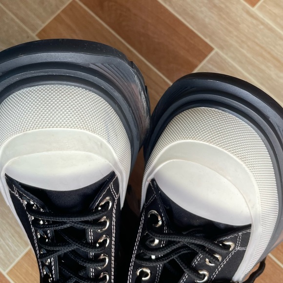 🔥SOLD🔥HOST PICK⭐️3/13/24 Authentic - Picture 7 of 15